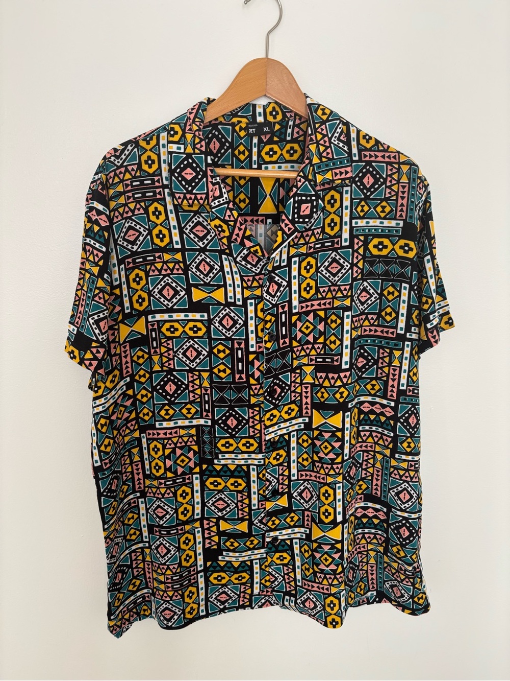 Men's Short-Sleeve Geometric Print Shirt - Yellow & Black